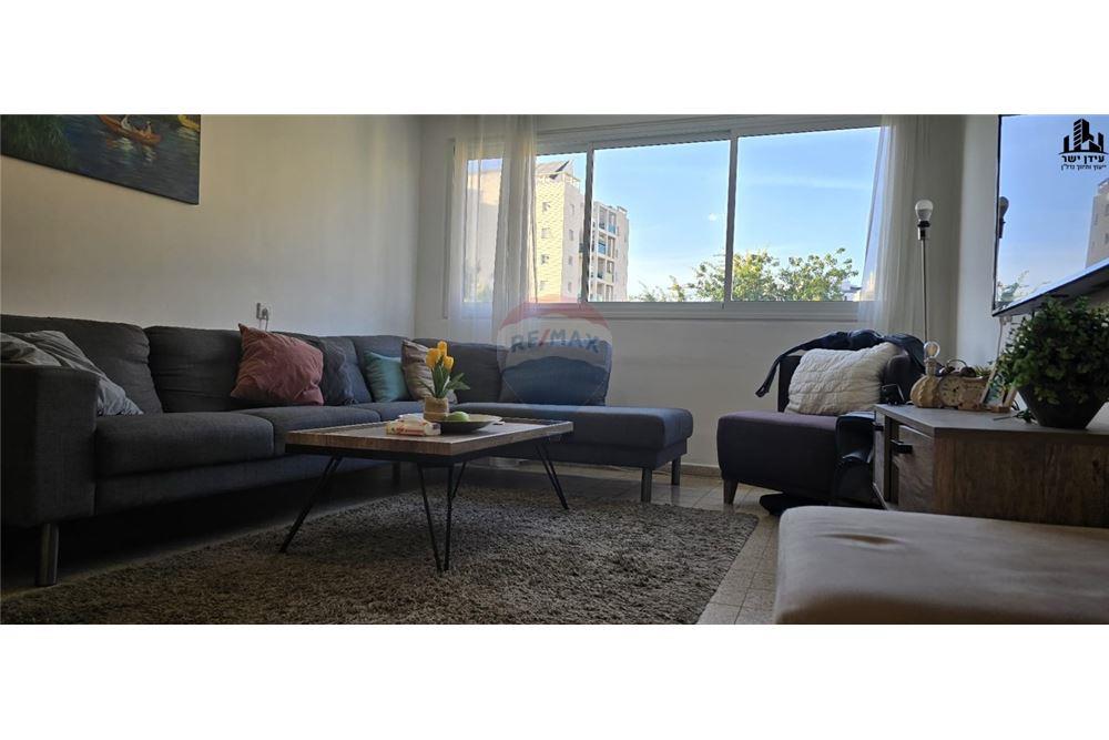 Apartment for Sale in Tel Aviv - Image 1