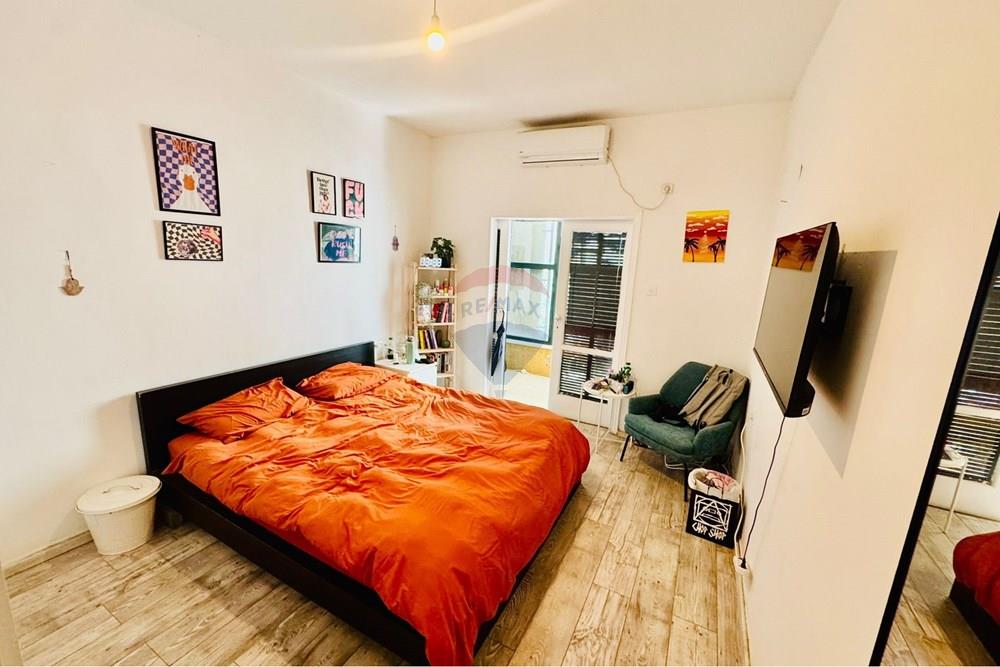 Apartment for Sale in Tel Aviv - Image 6