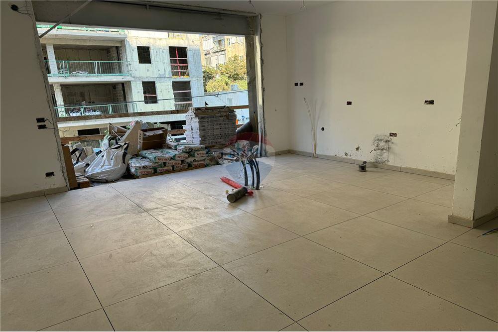 Apartment for Sale in Tel Aviv - Image 2