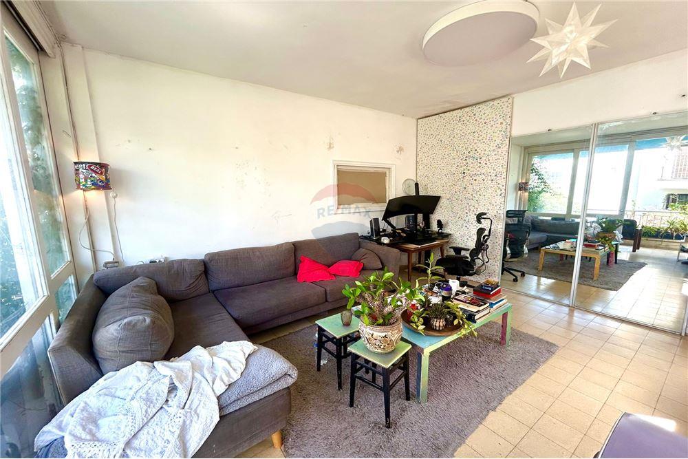 Apartment for Sale in Tel Aviv - Image 6