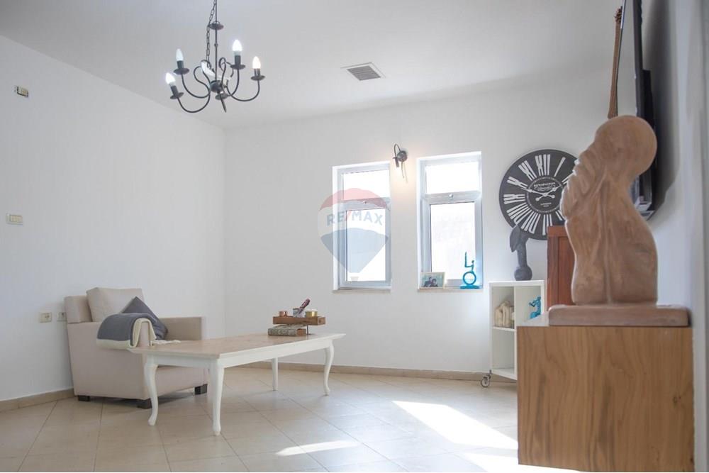 Apartment for Sale in קדימה - Image 1