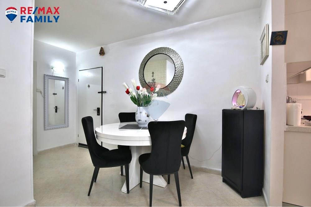 Apartment for Sale in קרית מוצקין - Image 4