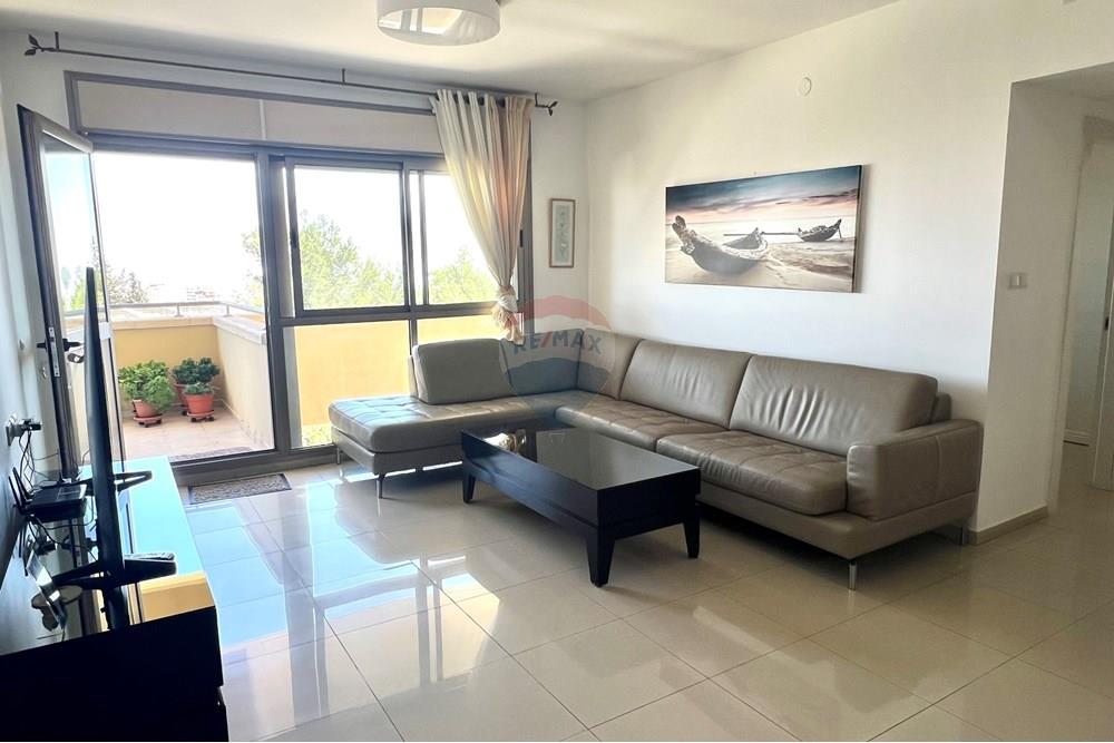 Apartment for Sale in Jerusalem - Image 2