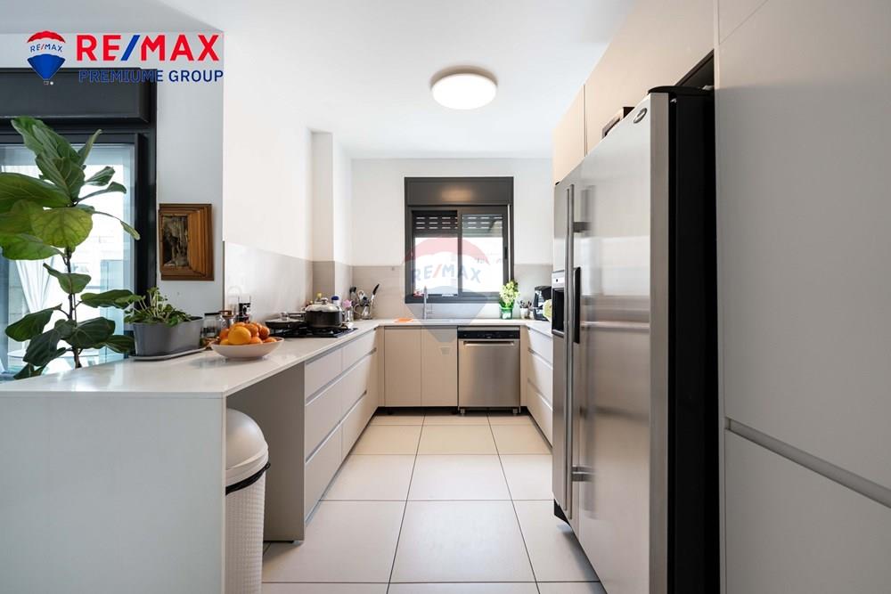 Apartment for Sale in שוהם - Image 4