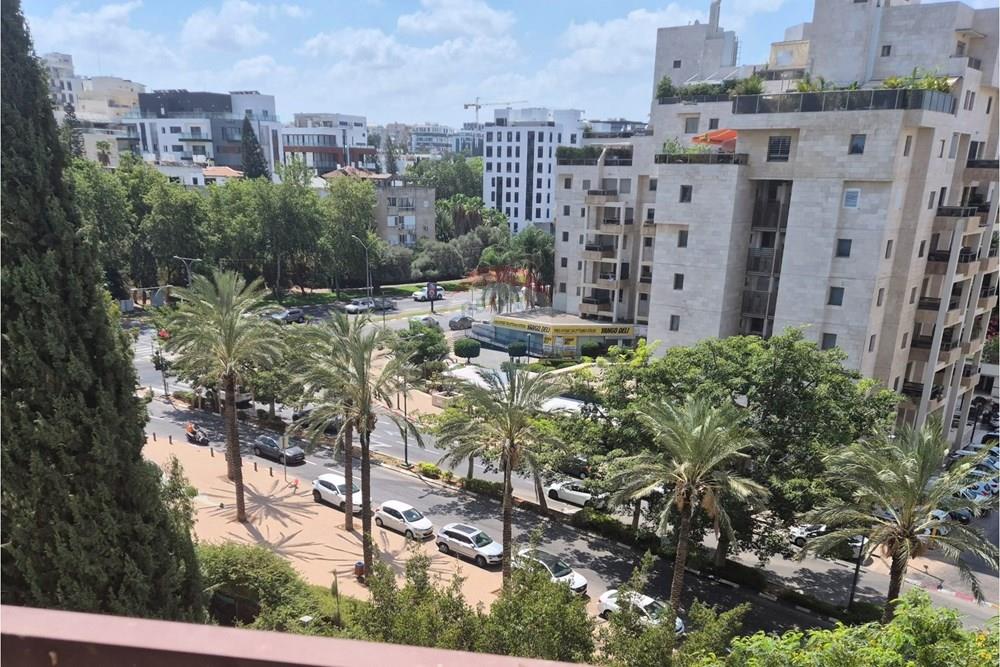 Apartment for Sale in Herzliya - Image 1