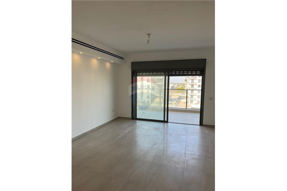 Apartment for Sale in Herzliya - Image 5