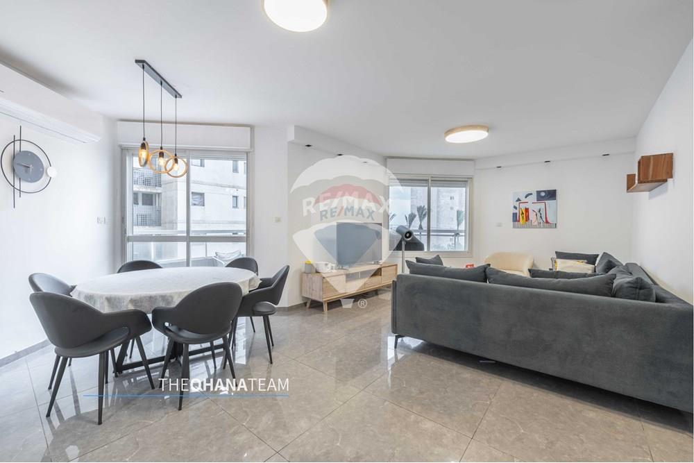 Apartment for Sale in Netanya - Image 1