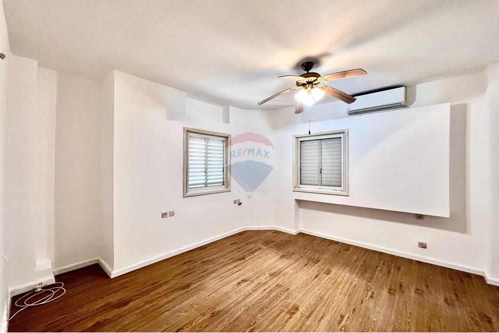 Apartment for Sale in Netanya - Image 5