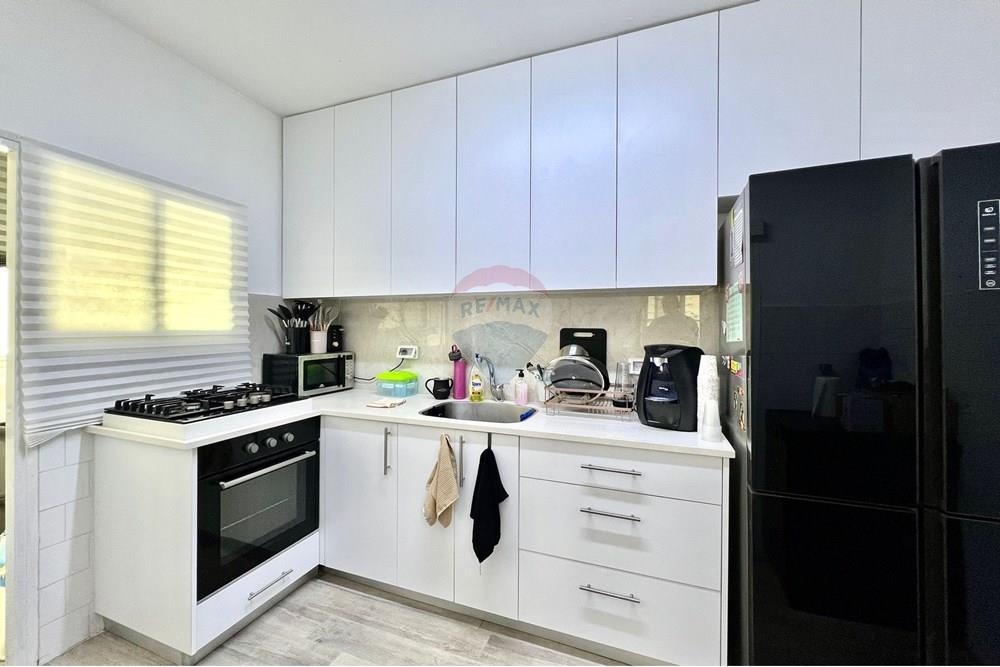 Apartment for Sale in Netanya - Image 5