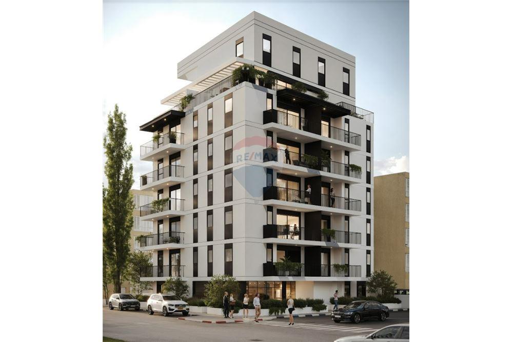 Apartment for Sale in Tel Aviv - Image 1