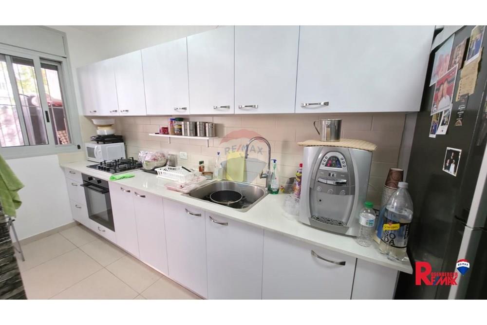 Apartment for Sale in Holon - Image 4