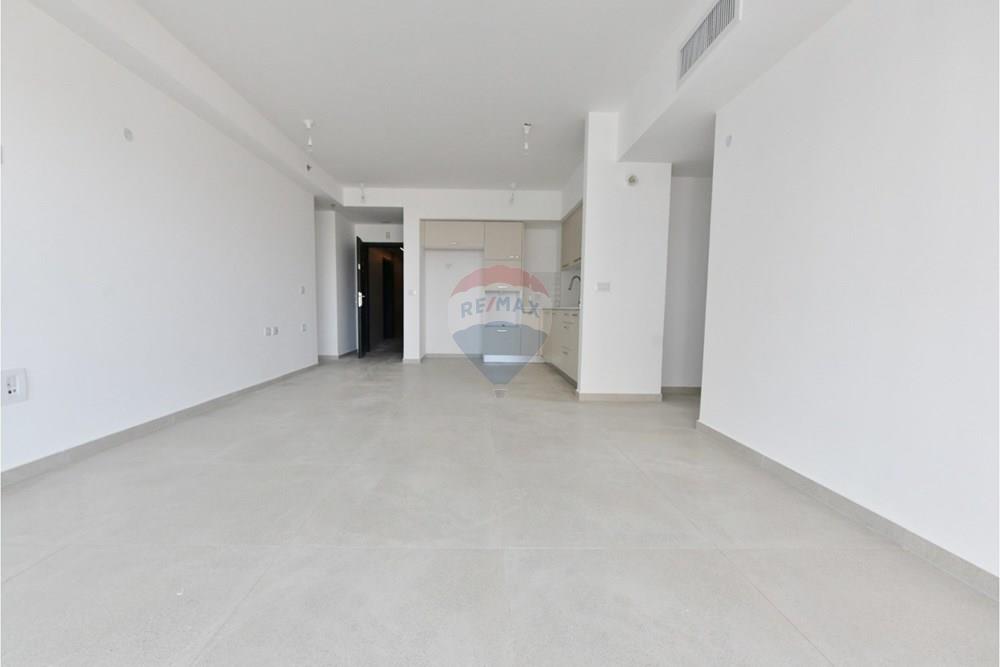 Apartment for Sale in Givat Shmuel - Image 2