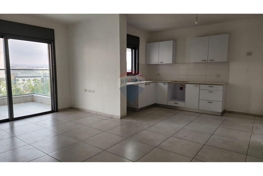 Apartment for Sale in חריש - Image 1