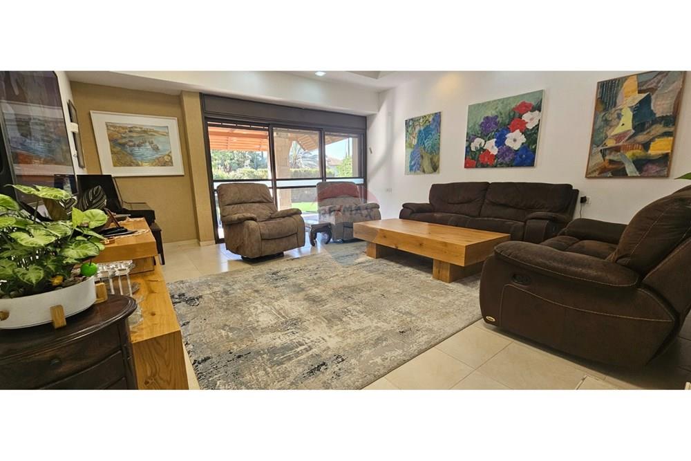 Apartment for Sale in מיתר - Image 4