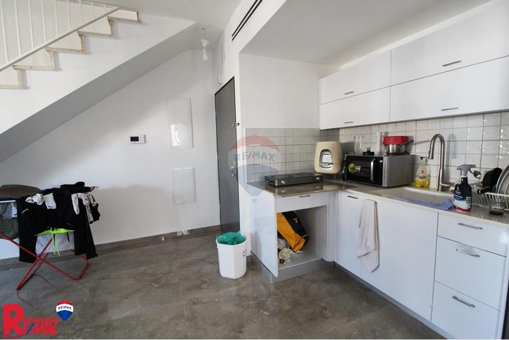 Apartment for Sale in Holon - Image 4