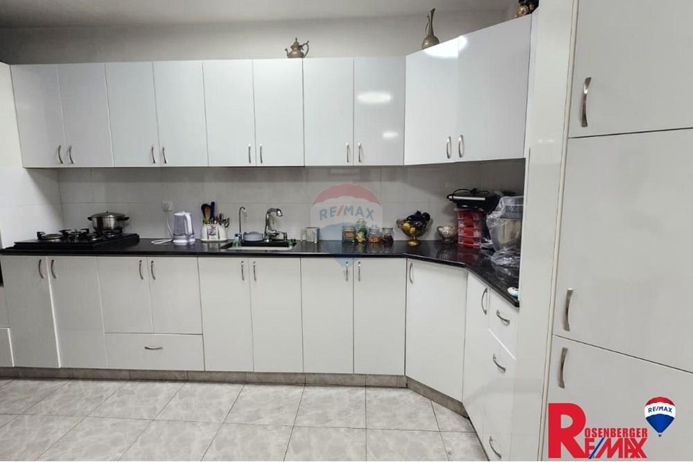 Apartment for Sale in Tel Aviv - Image 3