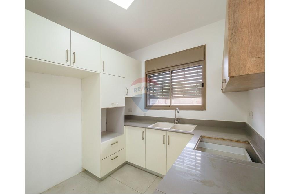 Apartment for Sale in Nahariya - Image 4