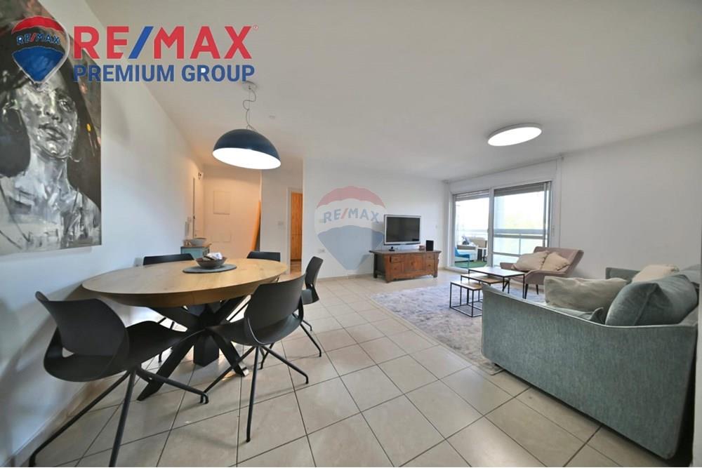 Apartment for Sale in שוהם - Image 3
