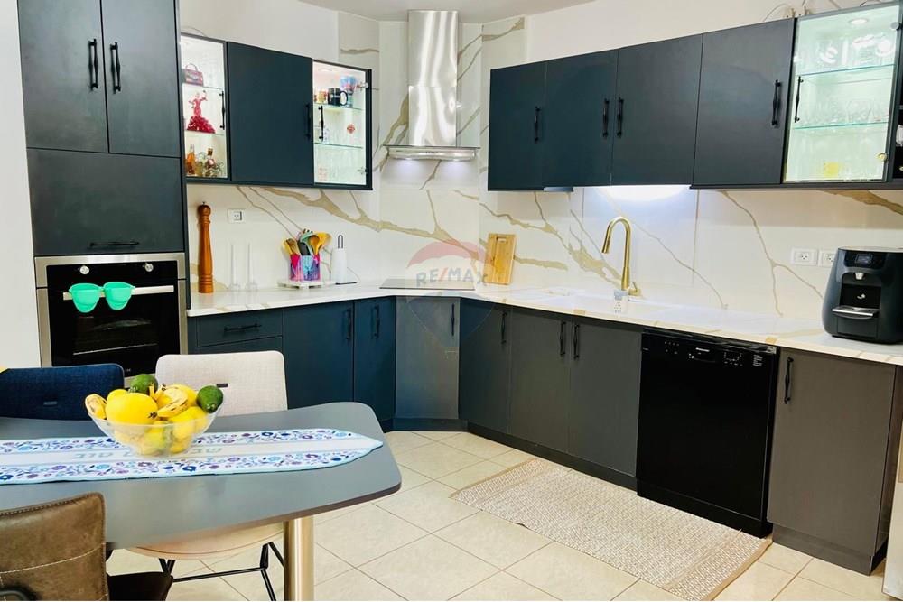 Apartment for Sale in Karmiel - Image 3