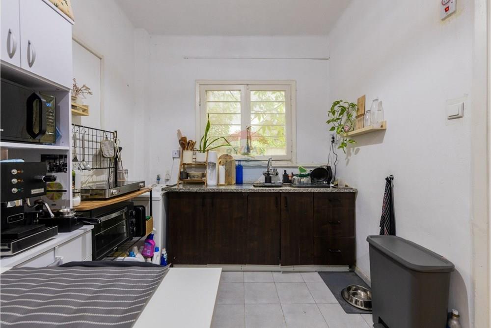 Apartment for Sale in Tel Aviv - Image 3