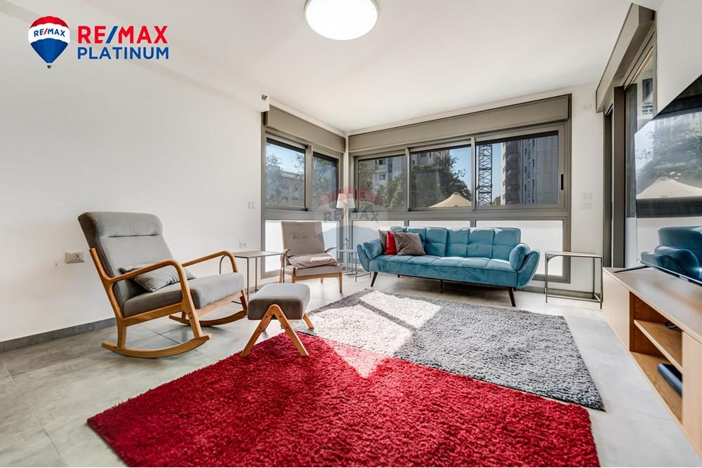 Apartment for Sale in קרית אונו - Image 1