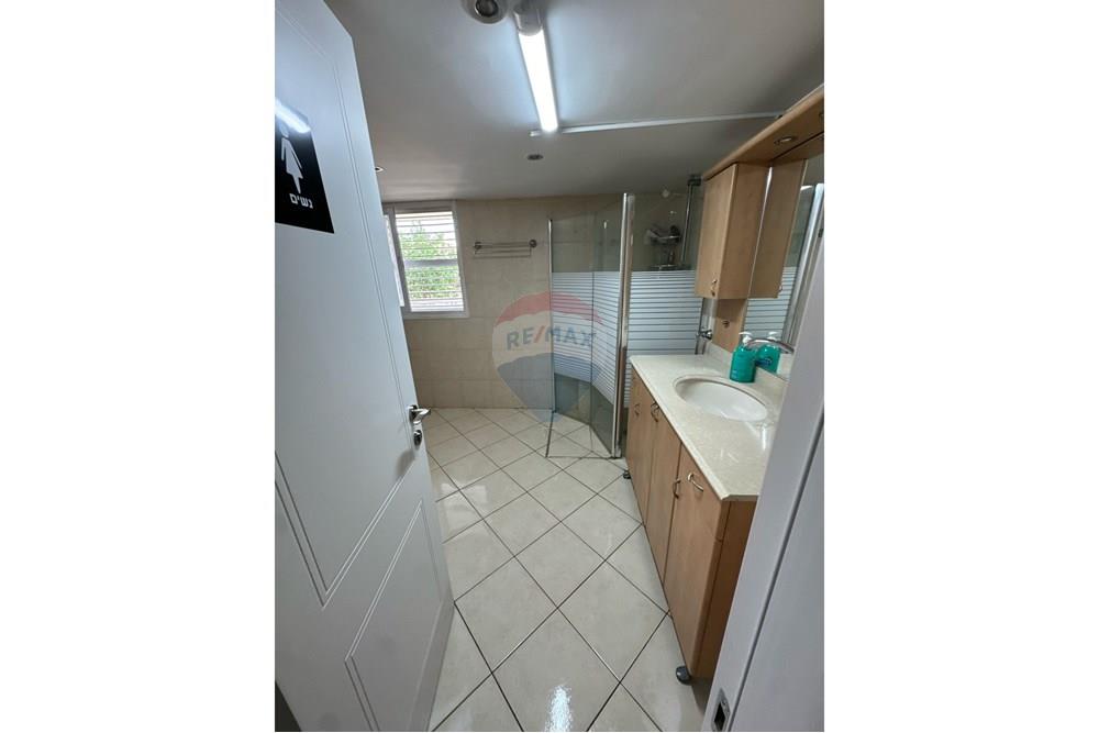 Apartment for Sale in קרית אתא - Image 7