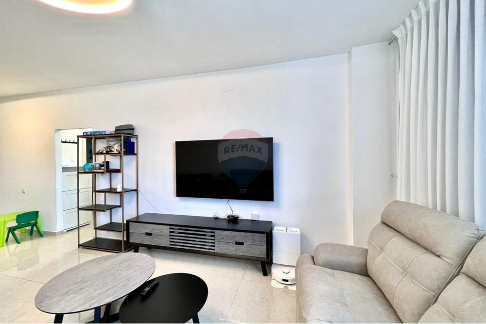 Apartment for Sale in Netanya - Image 4
