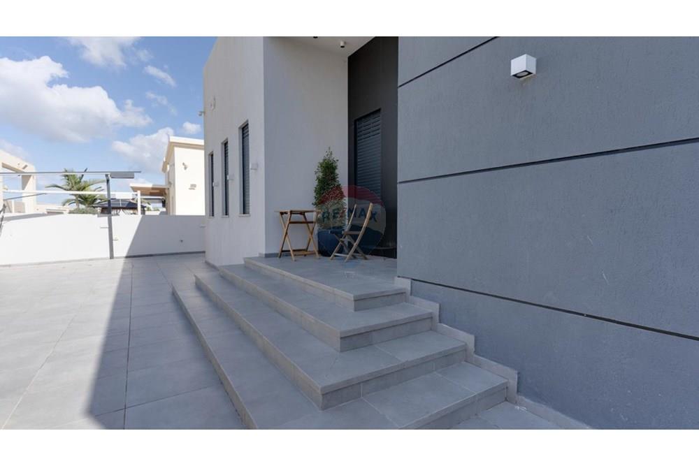 Apartment for Sale in Ofakim - Image 6