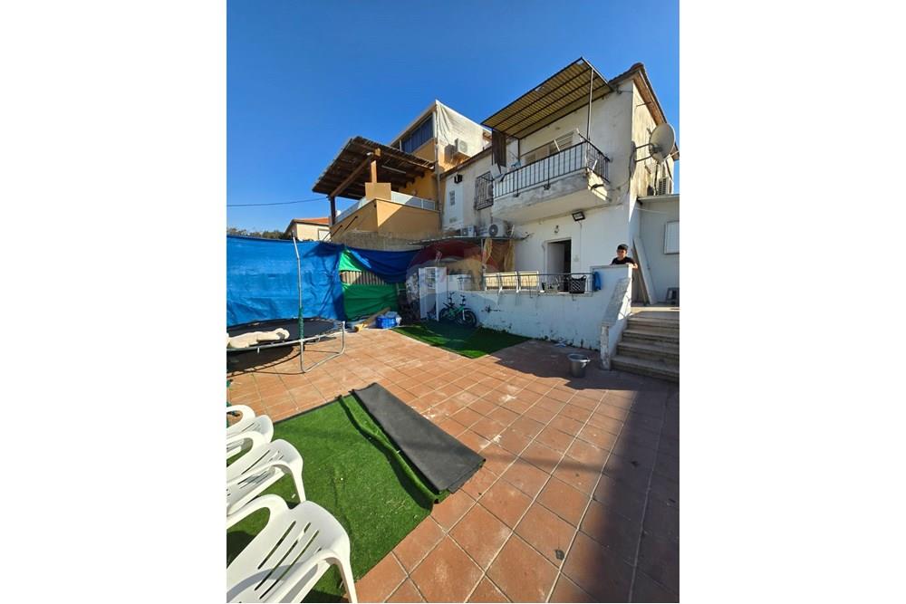 Apartment for Sale in Bat Yam - Image 1