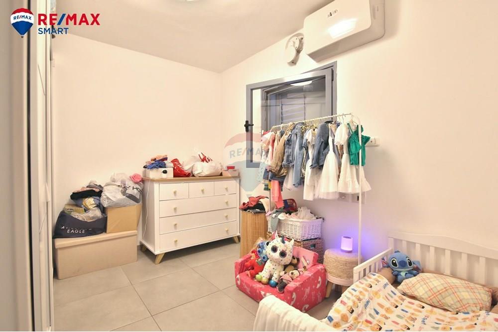 Apartment for Sale in קרית מוצקין - Image 6