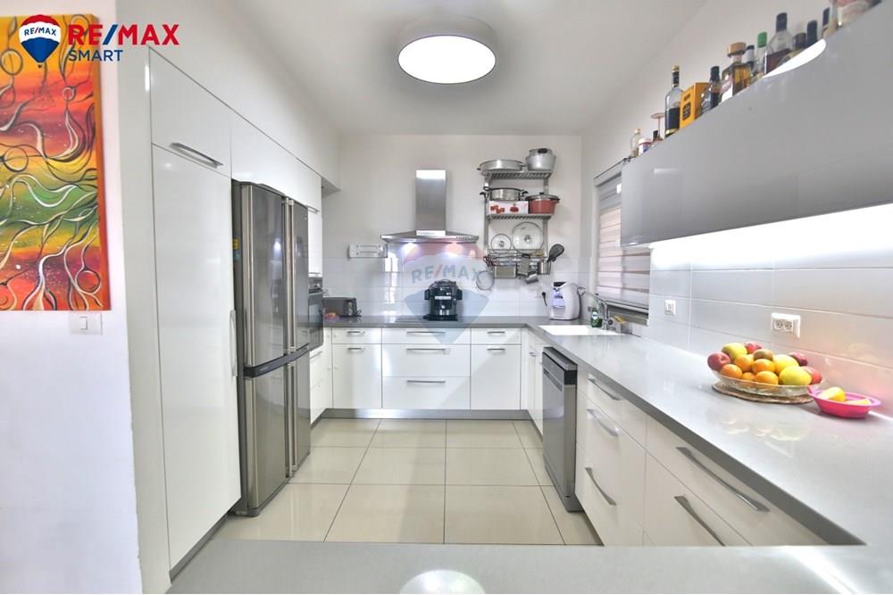Apartment for Sale in קרית אתא - Image 6