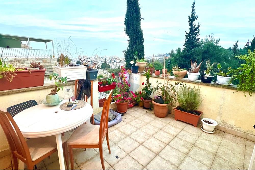 Apartment for Sale in Jerusalem - Image 1