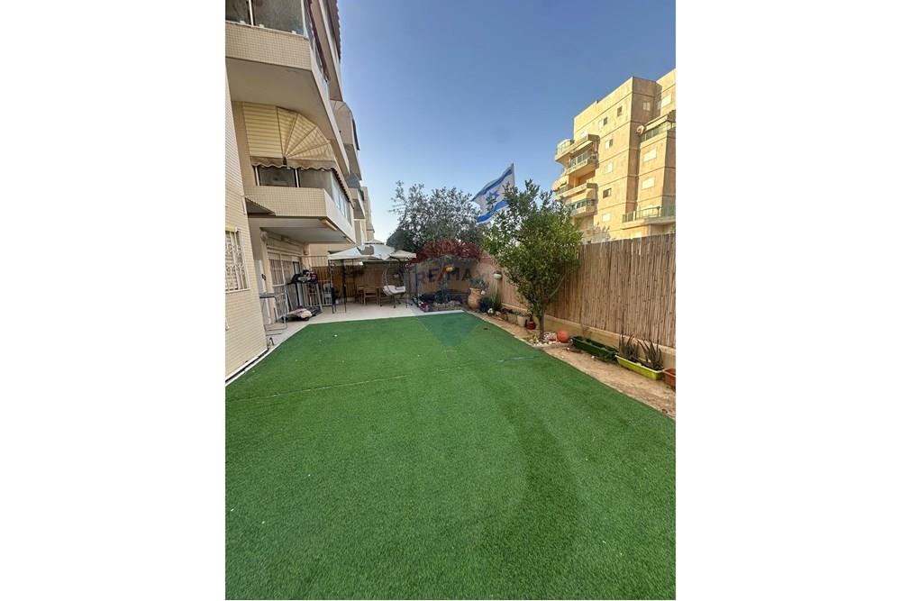Apartment for Sale in Beer Sheva - Image 1