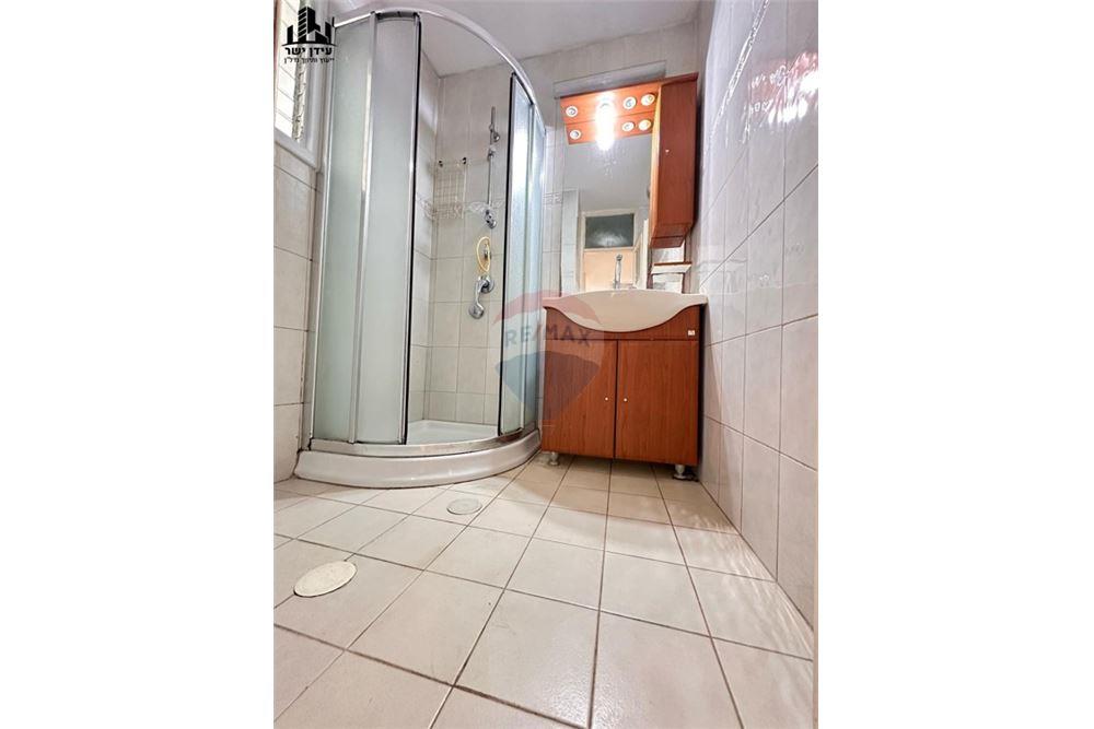 Apartment for Sale in Tel Aviv - Image 6