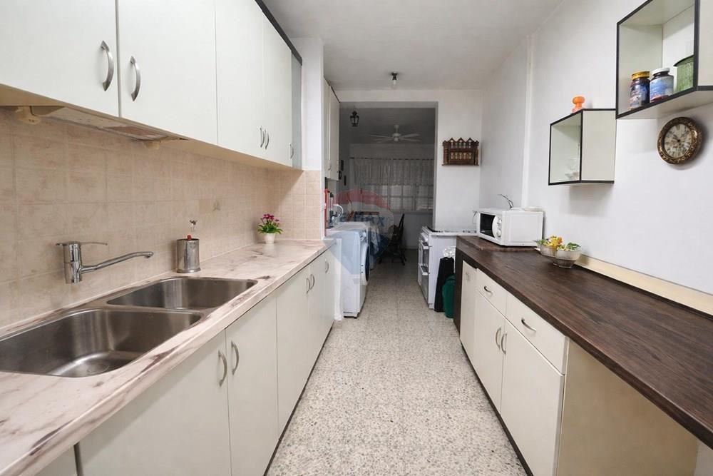 Apartment for Sale in Kiryat Yam - Image 2