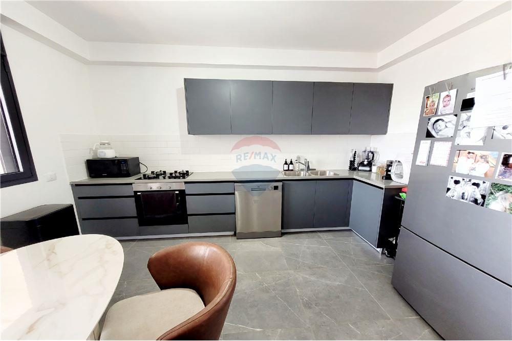 Apartment for Sale in Modi'in - Image 5