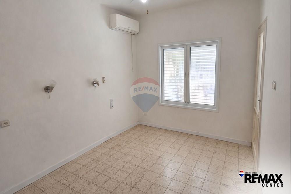 Apartment for Sale in Rishon LeZion - Image 6