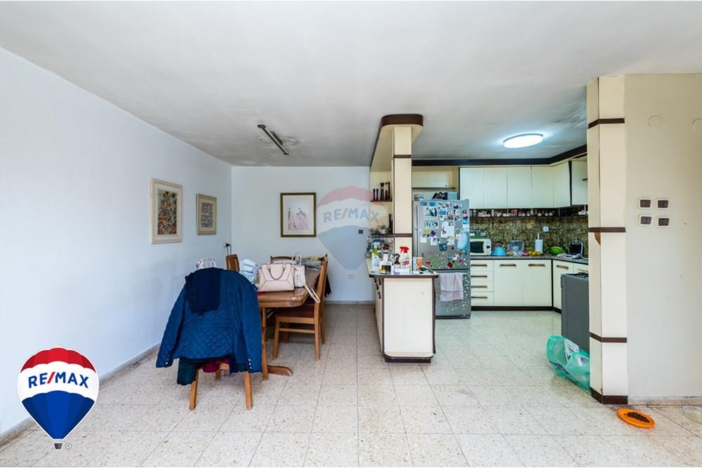 Apartment for Sale in Zichron Ya'akov - Image 3