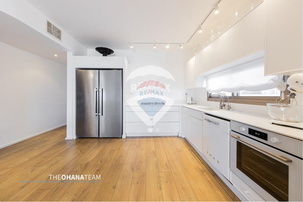 Apartment for Sale in Netanya - Image 3