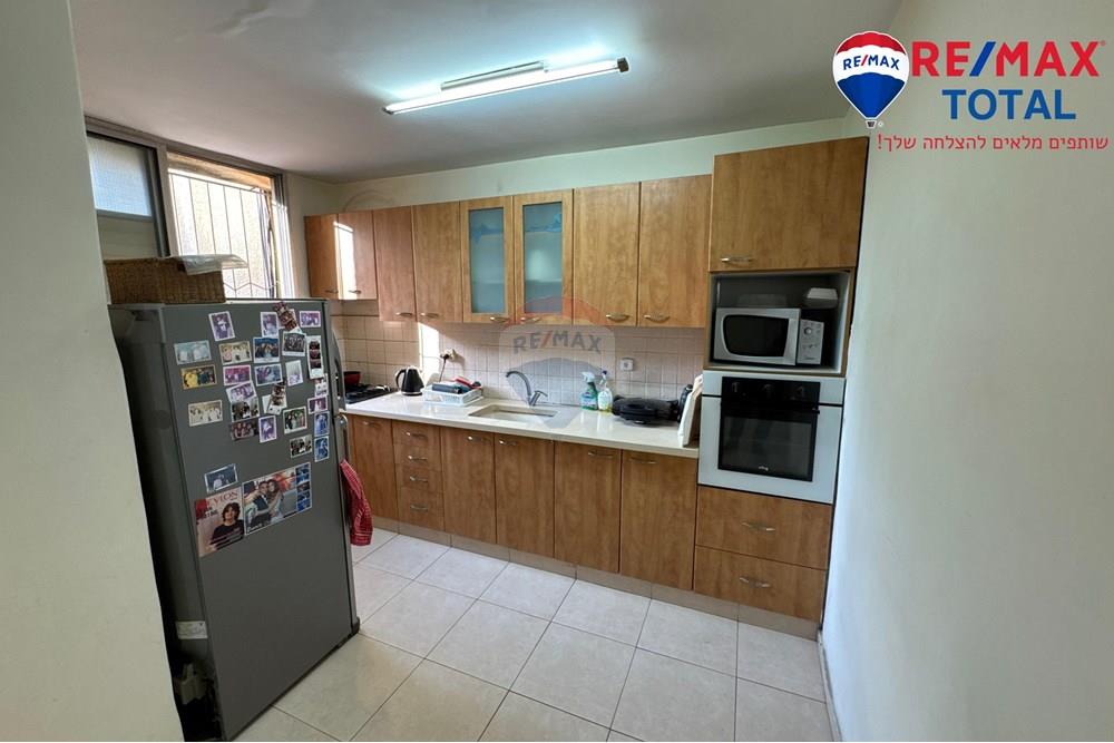 Apartment for Sale in Holon - Image 6