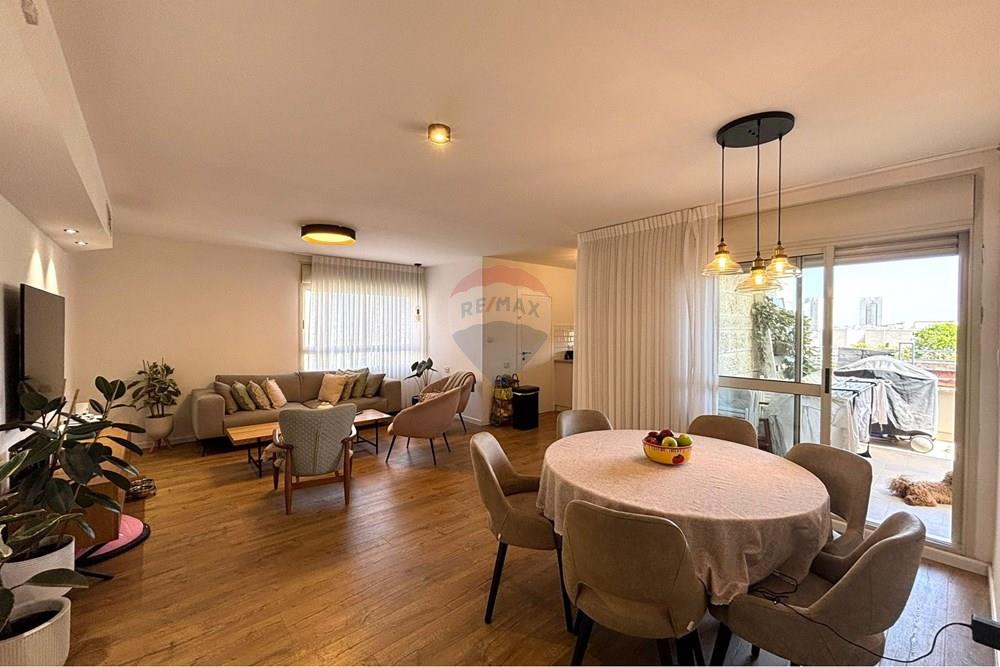 Apartment for Sale in Modi'in - Image 1