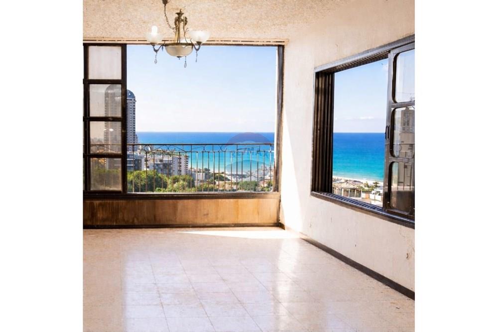 Apartment for Sale in Ashdod - Image 2