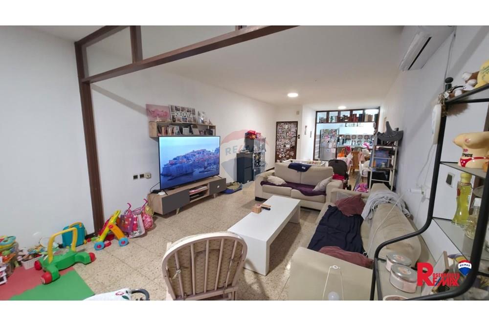 Apartment for Sale in Rishon LeZion - Image 5