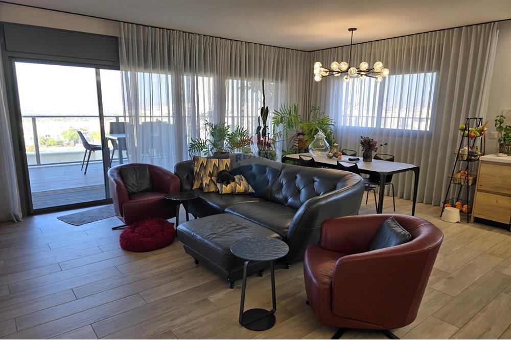 Apartment for Sale in Modi'in - Image 2