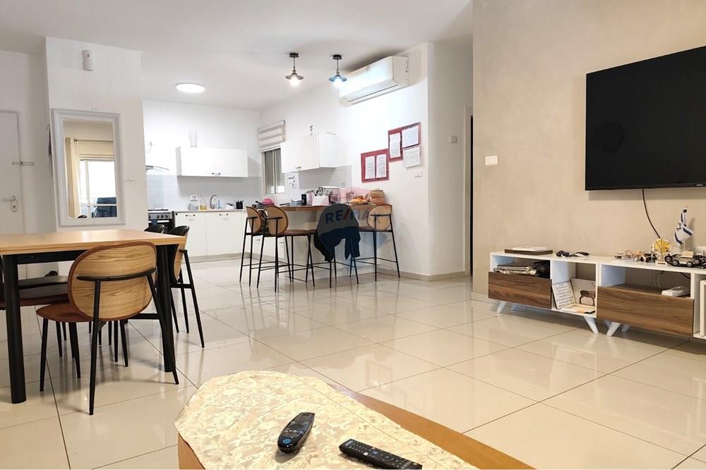 Apartment for Sale in Sderot - Image 3