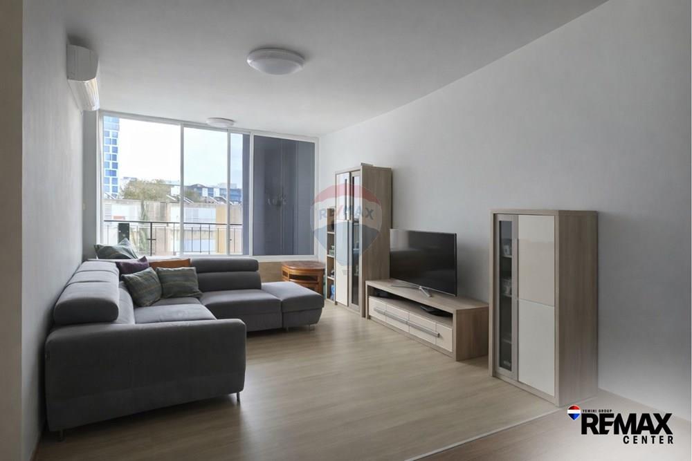 Apartment for Sale in Bat Yam - Image 2