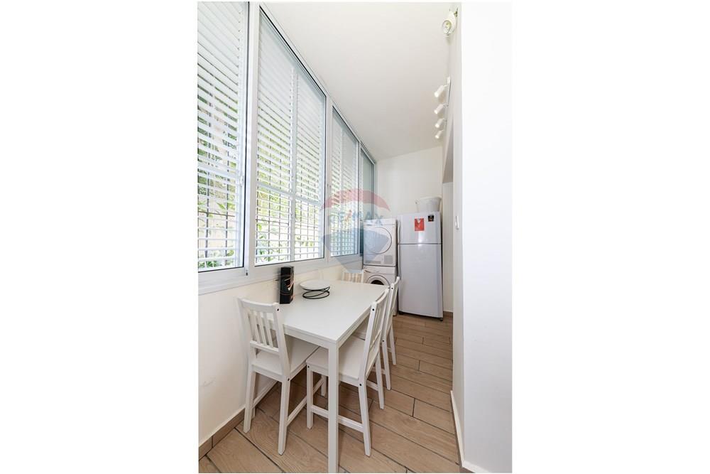 Apartment for Sale in Tel Aviv - Image 6