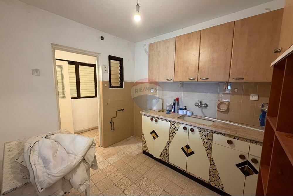 Apartment for Sale in Ashkelon - Image 4