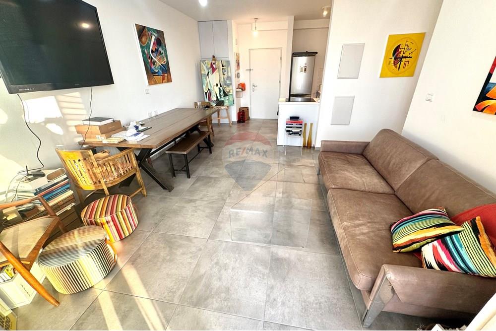Apartment for Sale in Tel Aviv - Image 5