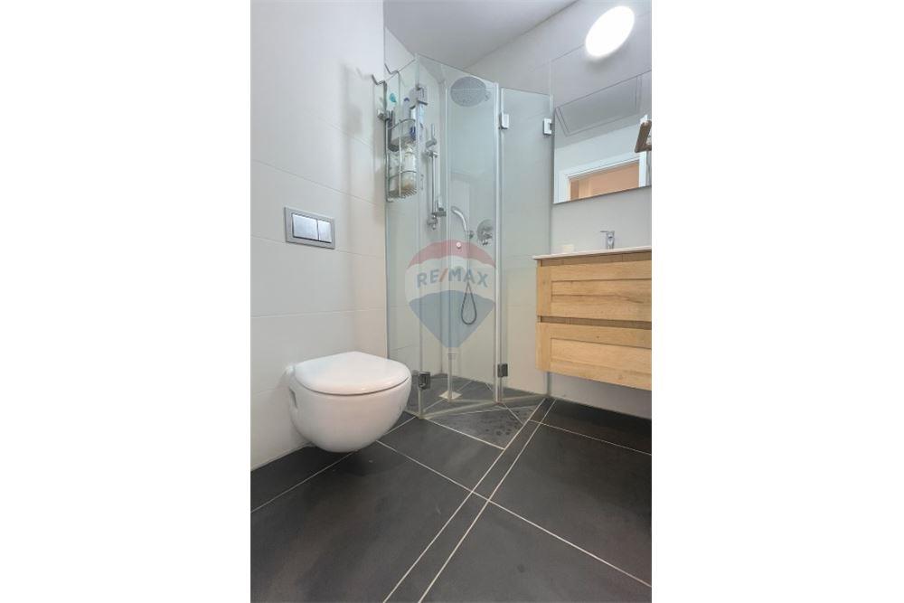 Apartment for Sale in Tel Aviv - Image 7